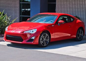 These Automatic Sports Cars Will Thrill You To No End