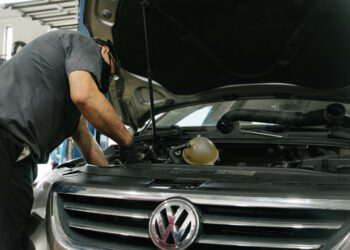 Volkswagen Repair Manual – Step-by-Step Guide