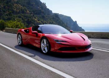Ferrari Sports Car – The Most Powerful Luxury Sports Car